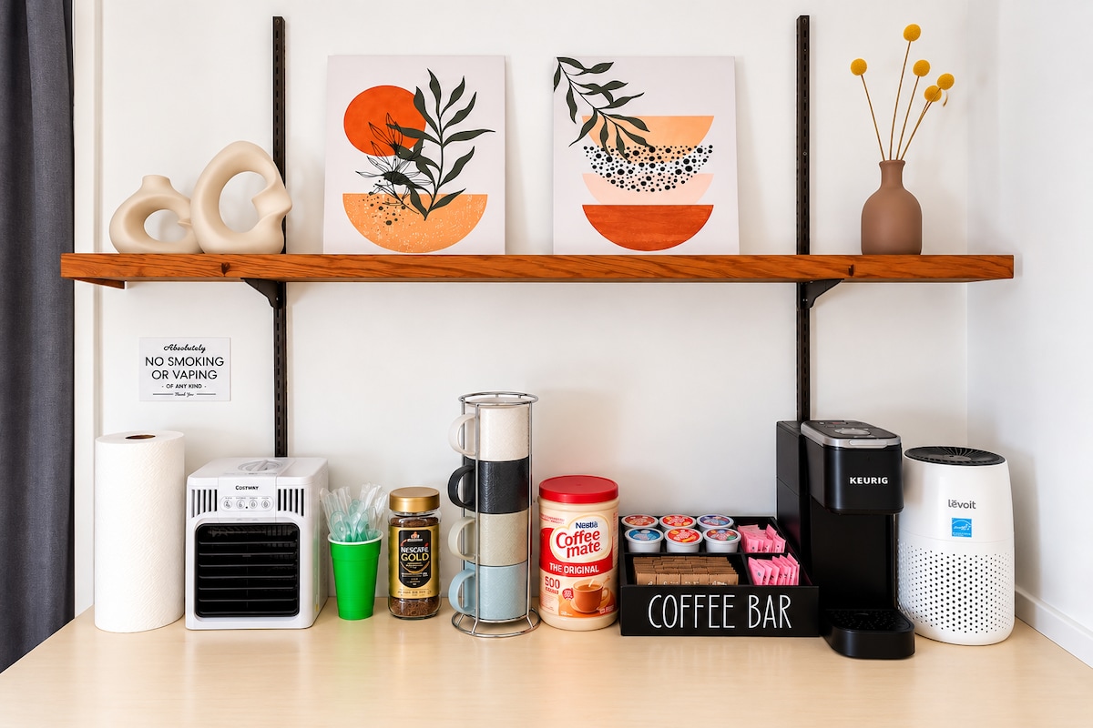 Berkeley Hills garden studio with in-unit laundry
